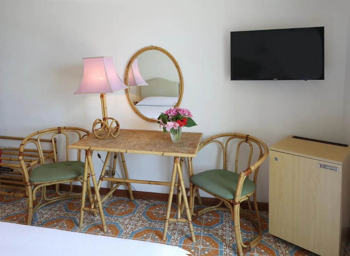 Hotel Lido Mediterranee Ταορμίνα